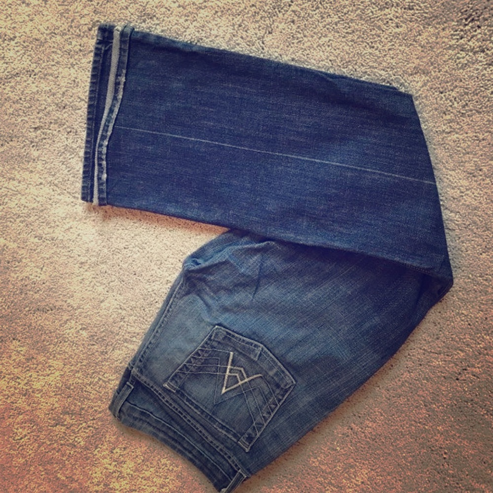 A pocket boot cut 7 for all mankind